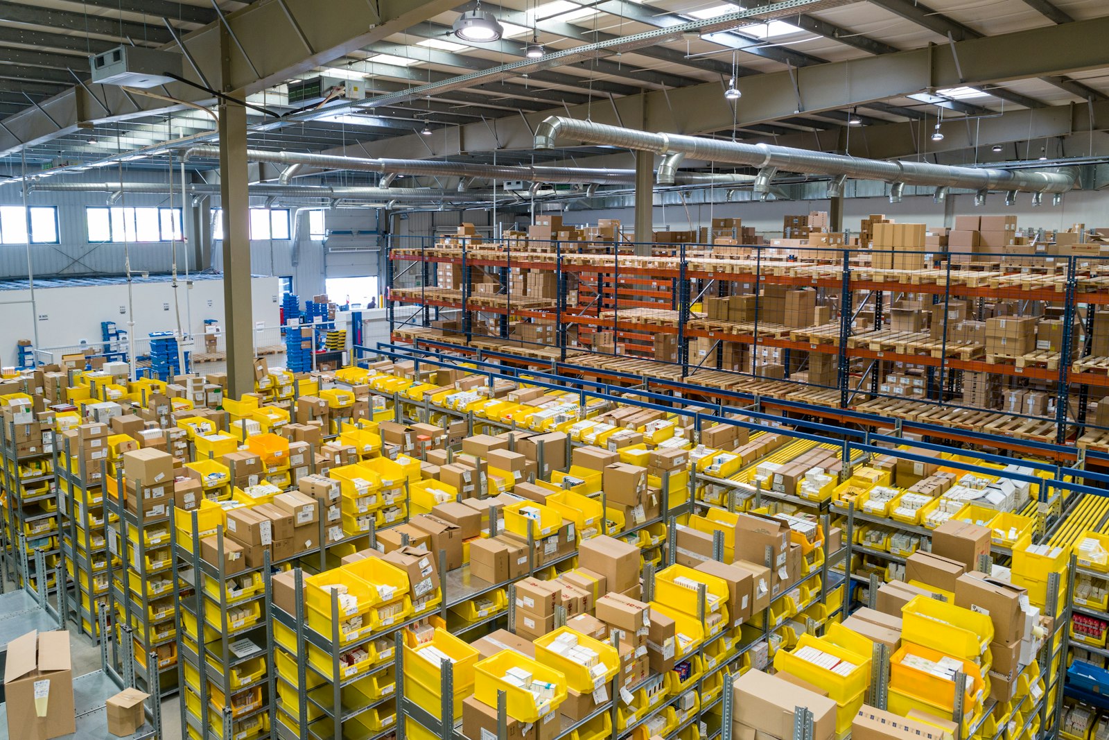 Modern warehouse racking, floor level